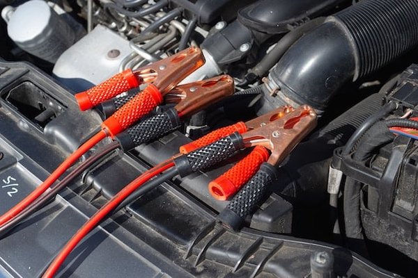 les produits pour augmenter la durée de vie de votre batterie de voiture